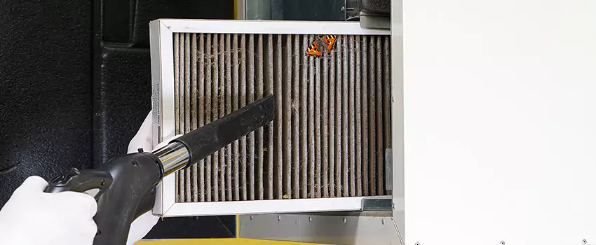 Clogged Air Duct Cleaning Process in Las Palmas, CA